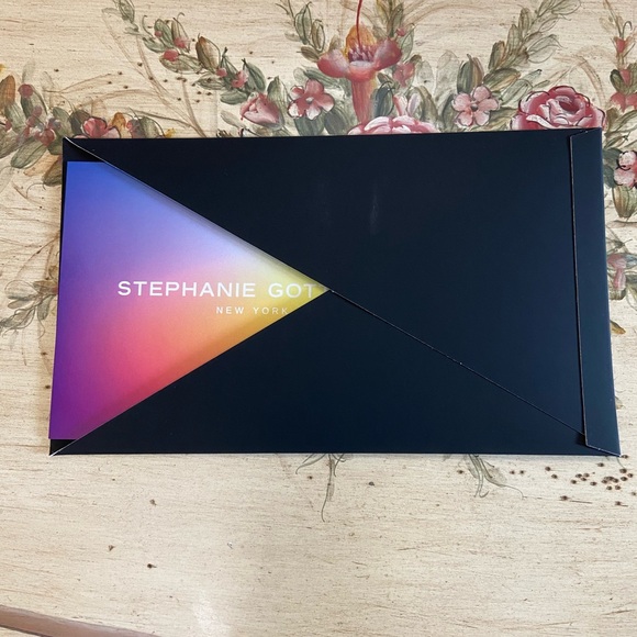 Stephanie Gottlieb Box - Picture 5 of 5